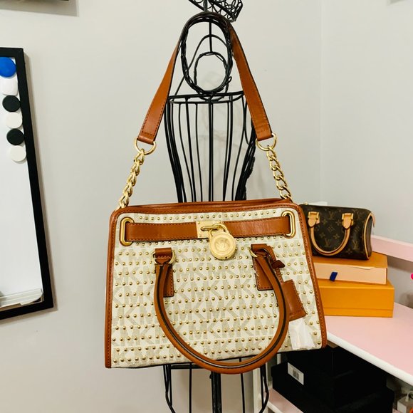 MICHAEL KORS HAMILTON STUDDED VANILLA AND GOLD SATCHEL WITH DUST BAG - Picture 12 of 14